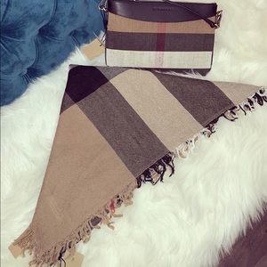 Burberry Signature Print Scarf